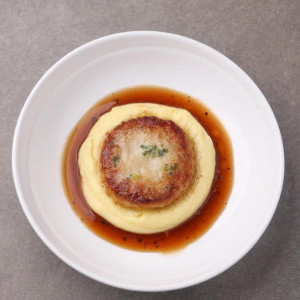 Куриная котлета, запеченное картофельное пюре