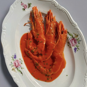 Аргентинские креветки в томатно-перечном соусе