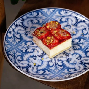 Творожный тарт с клубникой