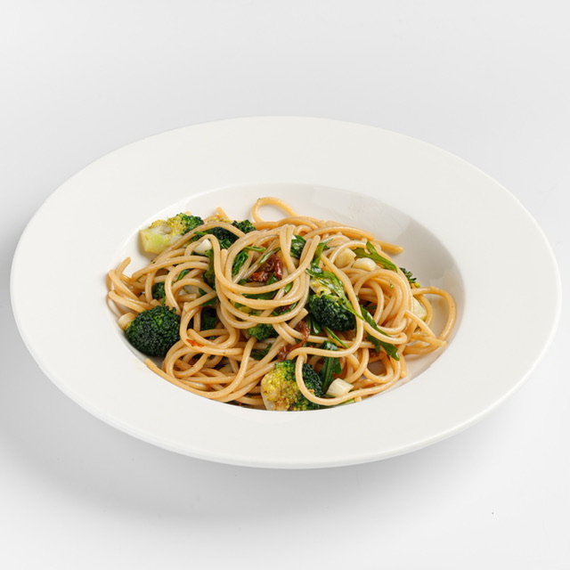 Спагетти интеграле  с  брокколи и рукколой