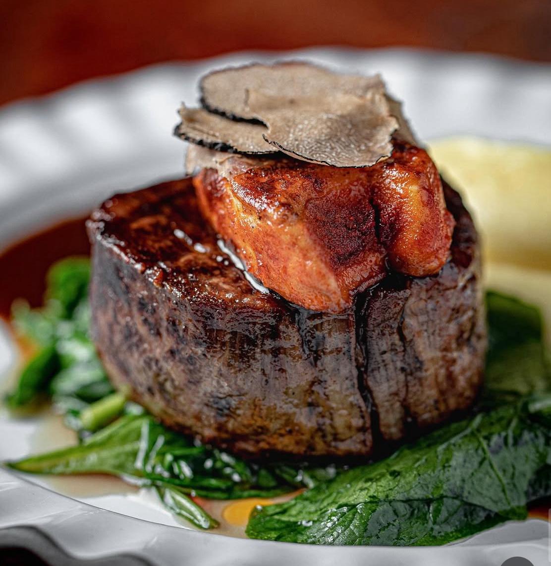 Стейк Россини с фуа-гра и черным трюфелем